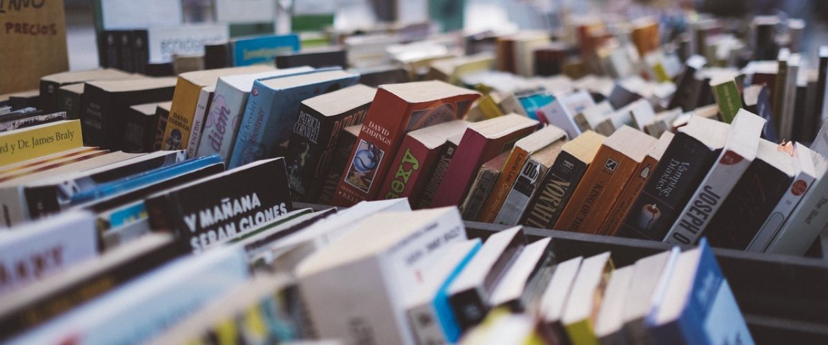 books-1842261_1280